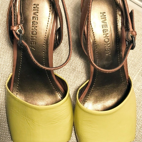 Beautiful leather stacked heel-NWT! - Picture 4 of 7